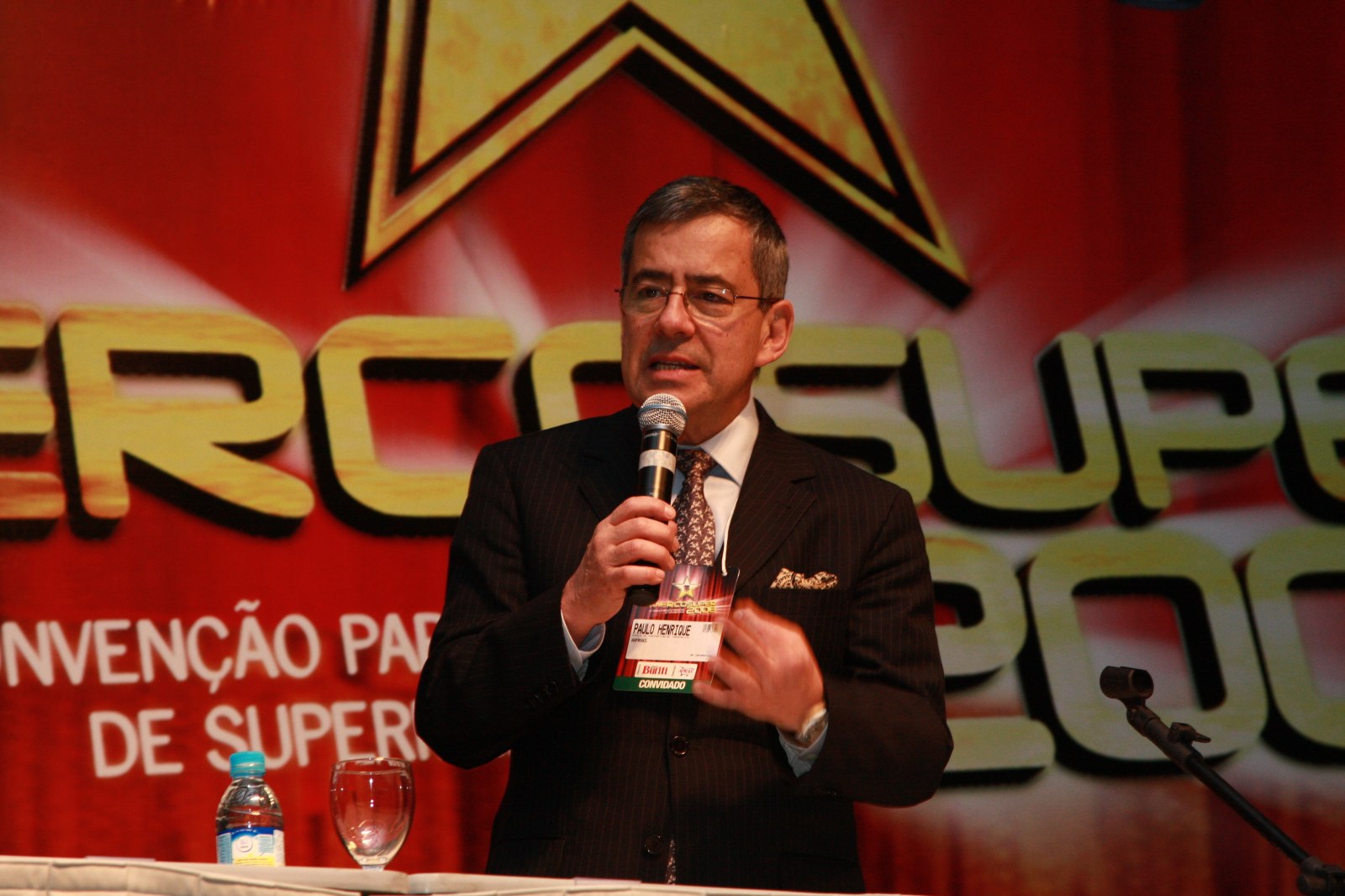 Paulo Henrique Amorim é um dos autores de blogs com verba bloqueada pelo novo governo. | Divulgação