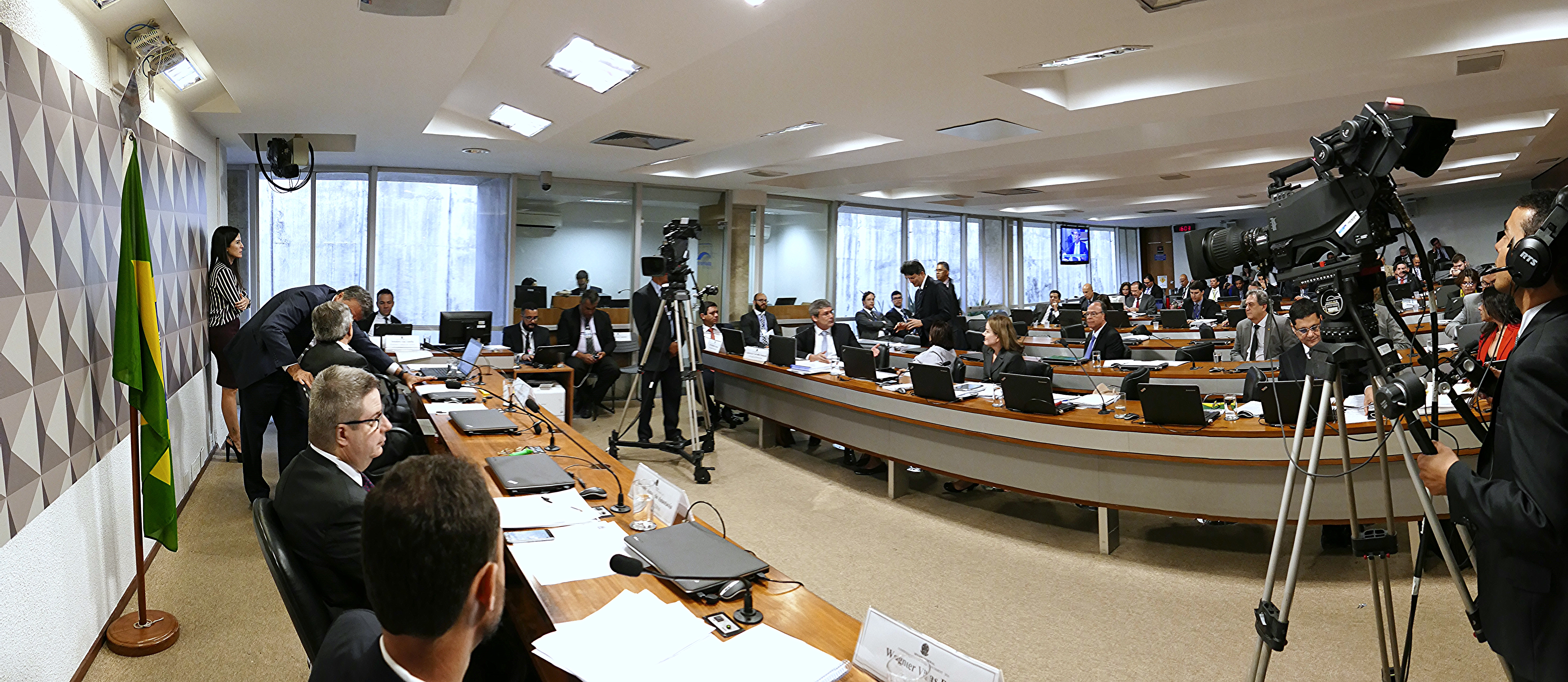 Comissão do impeachment em reunião no Senado | Roque de Sá/Agência Senado