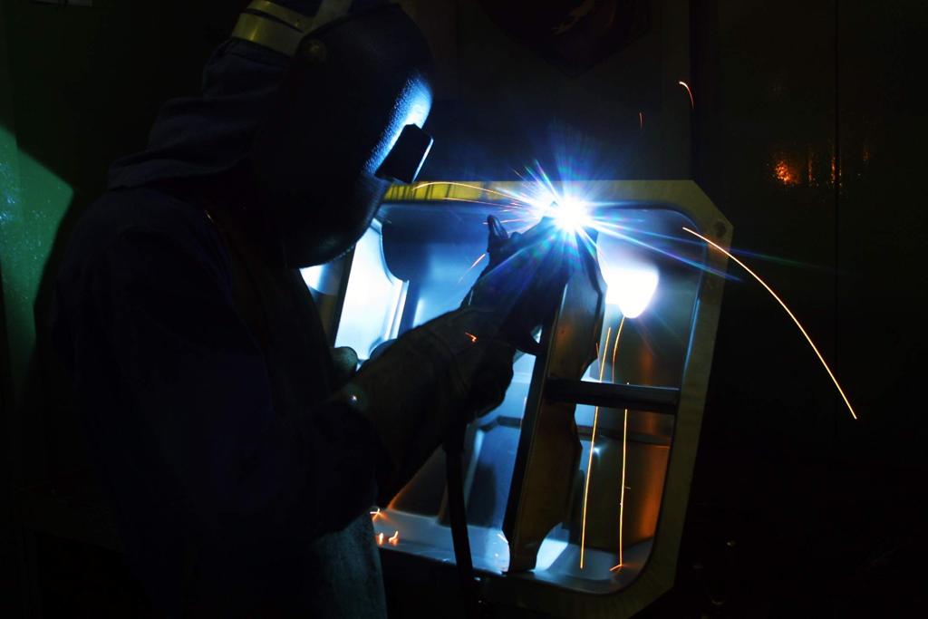 Segundo o órgão antitruste, empresas proíbem a fabricantes independentes a comercialização de autopeças de reposição | Antonio Costa/Gazeta do Povo