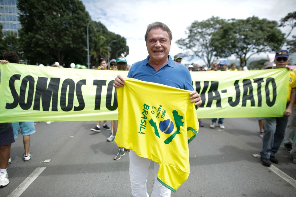 Alvaro Dias, agora no PV, é um dos defensores da Operação Lava Jato. | Wenderson Araujo/Gazeta do Povo