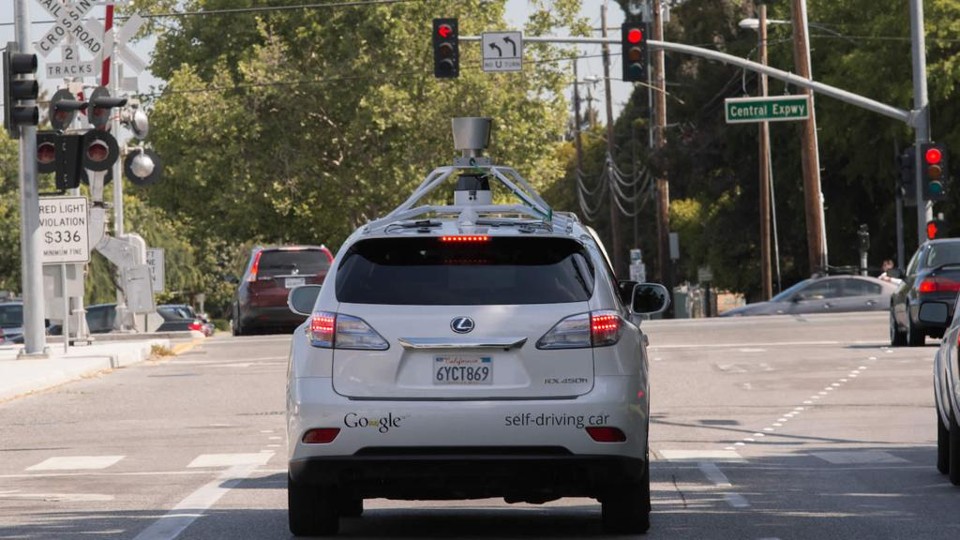 Seguro para carros autônomos cobre até invasão de hackers Carro autônomo do Google em teste nas ruas nos Estados Unidos | Divulgação/Google
