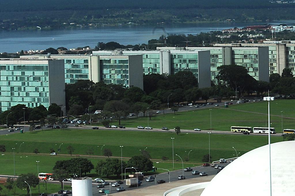 Vista da Esplanada dos Ministérios: só em 2016 o impacto do reajuste nas contas públicas seria de R$ 7 bilhões. | José Cruz/ ABr