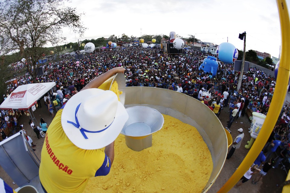 Festa junina em Caruaru: deputados do Nordeste “precisam” participar do São João em suas base eleitorais. | Rafael Lima/Fotos Publicas