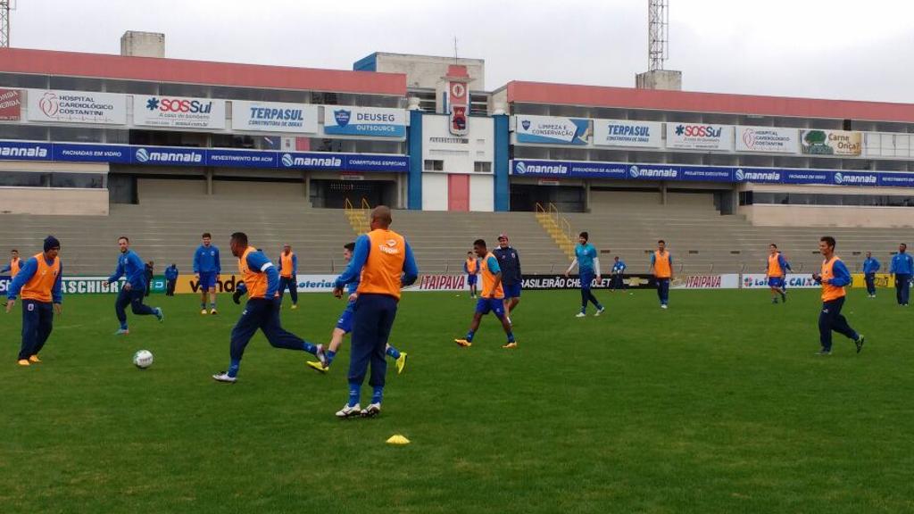 Treino do Paraná na Vila Capanema para o duelo com o Joinville, neste sábado. | Paraná Clube/Divulgação