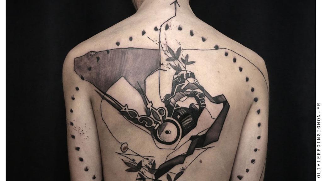 Artista da tatuagem, Olivier Poinsignon quer desenhar você. | Reprodução/