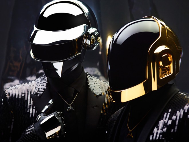 O duo francês Daft Punk brinca com os sons robóticos e a imagem futurista em sua música eletrofunk. Mas, agora, são os robôs que “emprestam” a capacidade humana de compor | /Divulgação