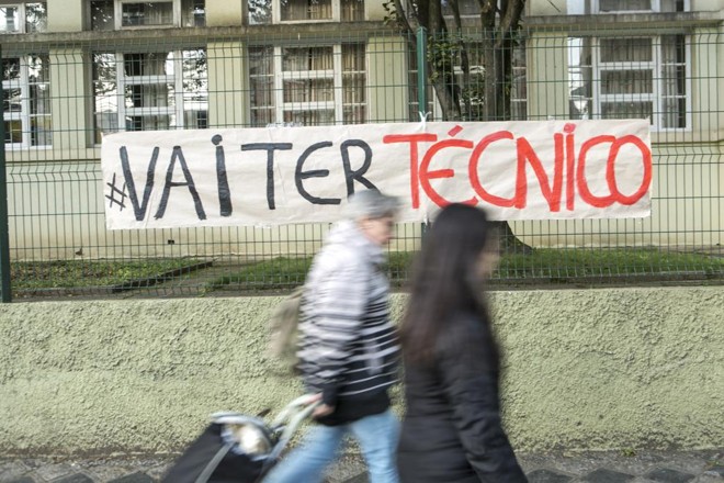 A ocupação dos estudantes durou mais de 24 horas na sede administrativa do Campus Curitiba e da Reitoria da Universidade | Marcelo Andrade/Gazeta do Povo