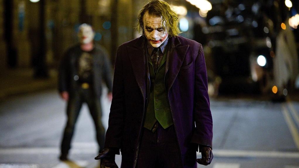 Heath Ledger como Coringa em “Batman - Cavaleiro das Trevas”: inspirado em quadrinho de Alan Moore | /
