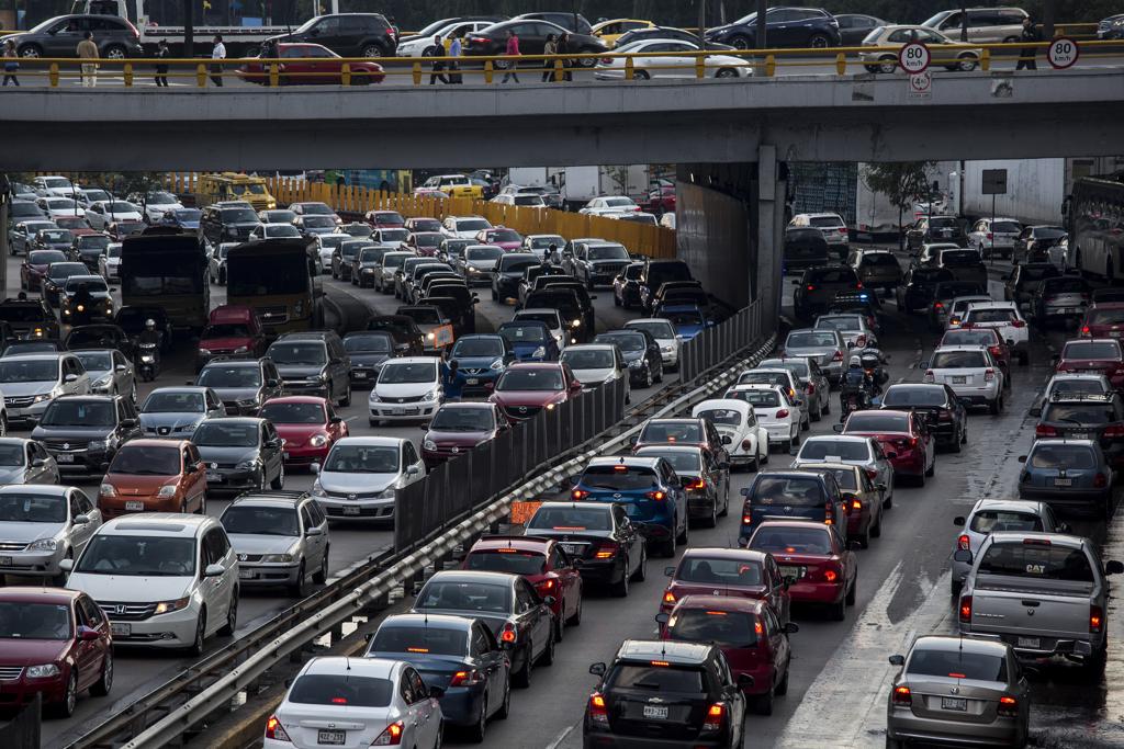 Cidade do México registrou somente 20 dias “limpos” neste ano, ou seja, com os níveis de poluentes  no ar dentro do tolerável. | Adriana Zebhbrauskas/NYT