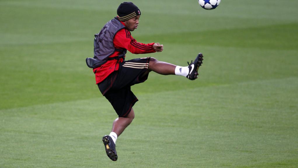 Ronaldinho Gaúcho: habilidade com os pés | SERGIO PEREZ