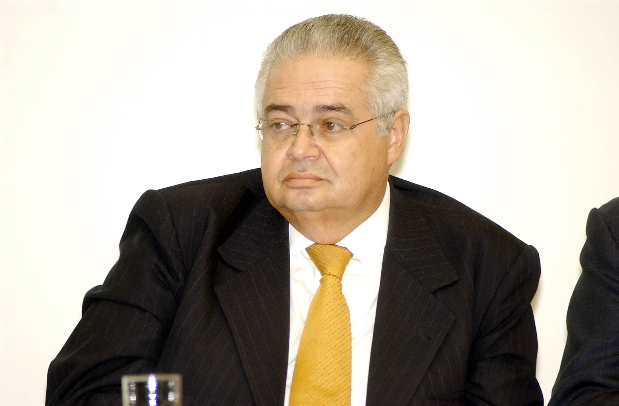 Pedro Corrêa diz que lado contrário ao de FHC, liderado por Maluf, também comprou votos. | Lindomar Cruz