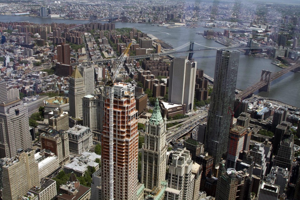 Vista de Nova York: economia dos EUA vai desacelerar e deve crescer apenas 1,8% neste ano. | Miguel Rajmil/EFE