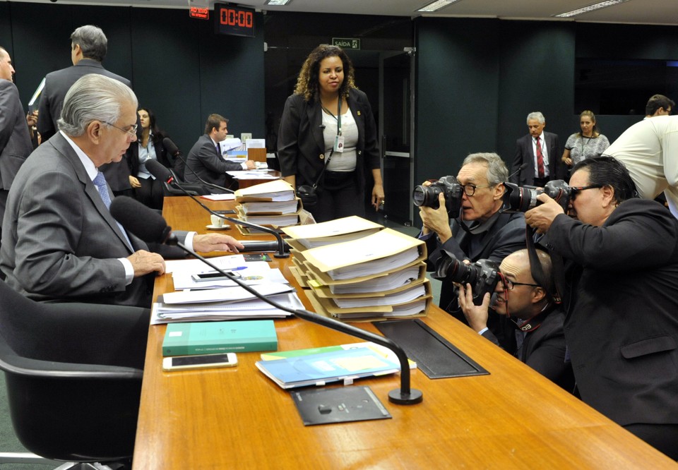 O presidente do Conselho de Ética, José Carlos Araújo, é fotografado durante a sessão: adiamento para evitar derrota na votação. | Luis Macedo/Câmara dos Deputados/Fotos Públicas