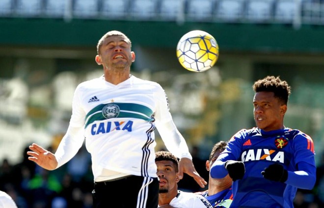 Edinho estreou pelo Coritiba contra o Sport. | Antônio More Gazeta do Povo