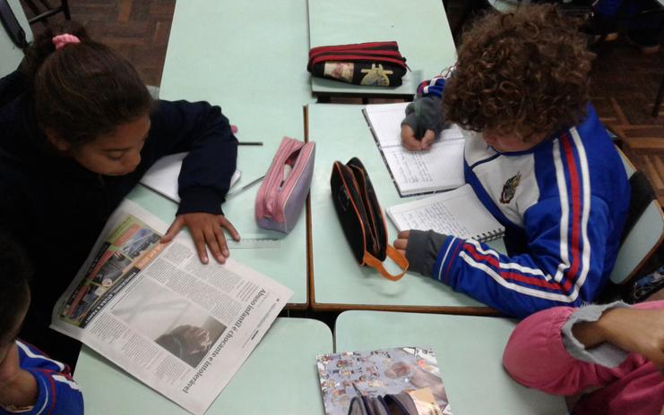 Leitura sequencial de notícias foi imprescindível para alunos desenvolverem o tema | Divulgação/
