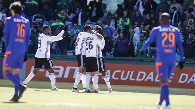 Ruy abriu o placar para o Coritiba contra o Sport no Couto Pereira. | Antônio More/Gazeta do Povo