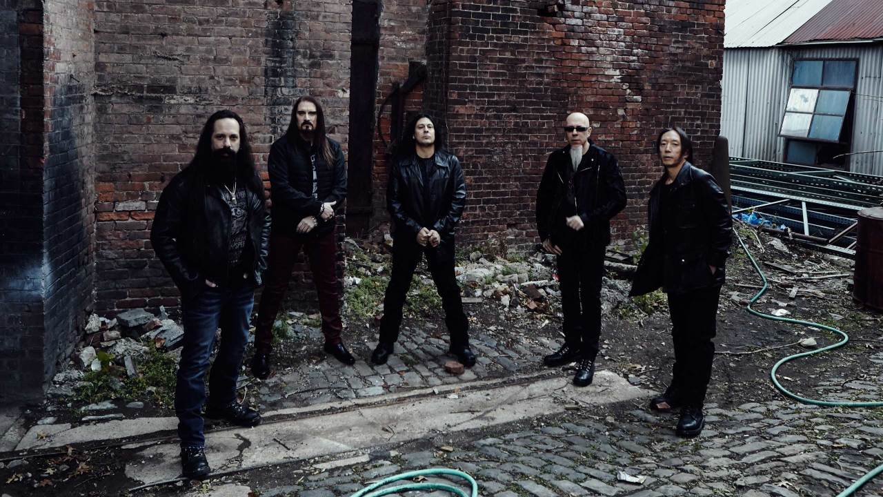Dream Theater sobe ao palco | Divulgação/