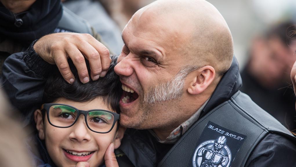Blaze Bayley em sua última passagem por Curitiba, em 2014, quando foi recepcionado por um grupo de motociclistas. | Brunno Covello/Gazeta do Povo
