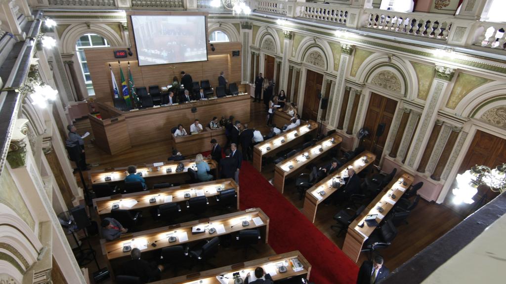 O vereador com maior número de ausências não justificadas é Aldemir Manfron (PP). | Aniele Nascimento/Gazeta do Povo