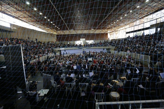 Círculo Militar cheio para receber Pepe Mujica. | Jonathan Campos Gazeta do Povo