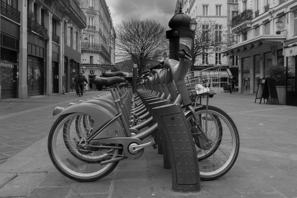Sistema de compartilhamento Vélib, em Paris. Foto de fevereiro de 2015. | /Christ0pheri/Creative Commons