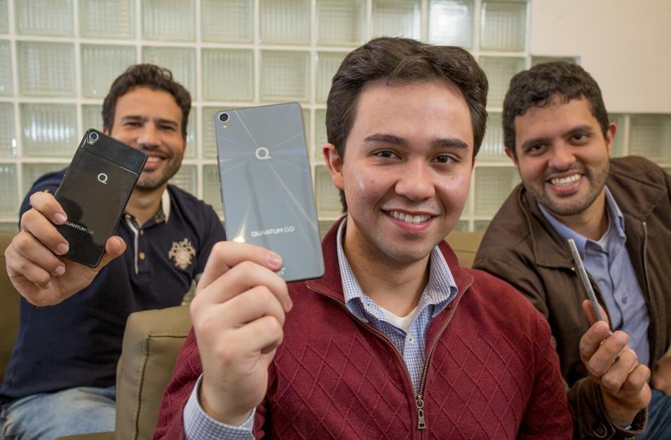 Da esquerda para a direita: Vinicius Grein, Thiago Miashiro e Marcelo Reis, sócios-fundadores da Quantum | Hugo Harada/Gazeta do Povo