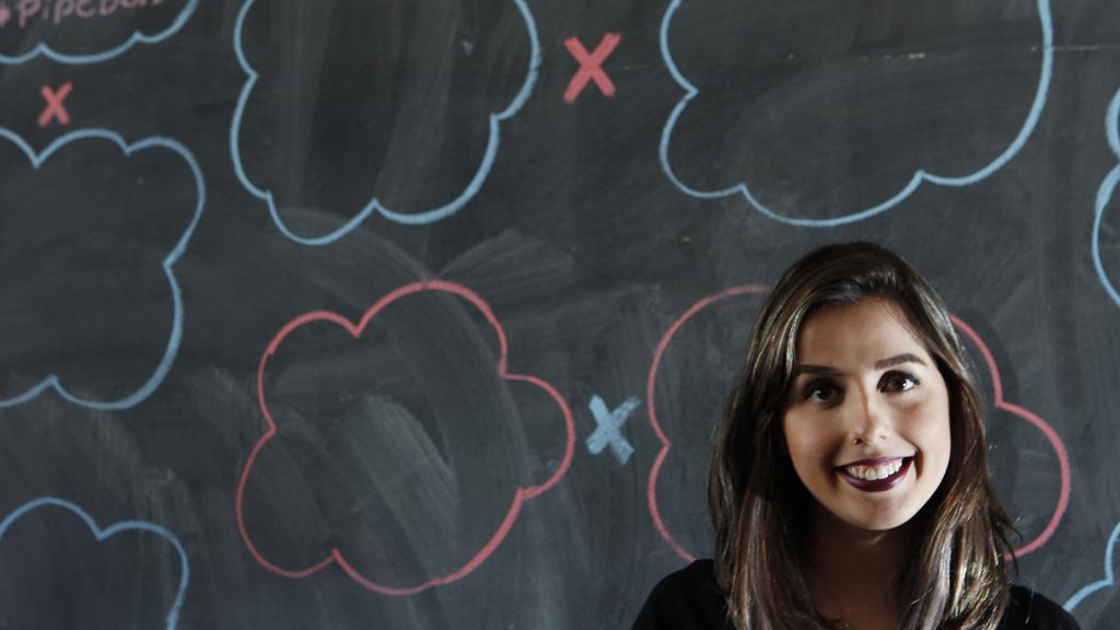 Monalisa Fernandes quer se especializar, mas tem dúvidas sobre o rumo a seguir. | Antônio More/Gazeta do Povo