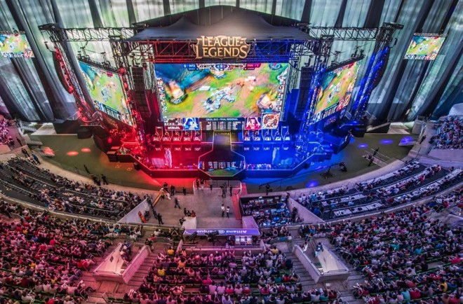 Allianz Parque, o estádio do Palmeiras, em São Paulo, lotado para a final do Campeonato Brasileiro de League of Legends em 2015. |