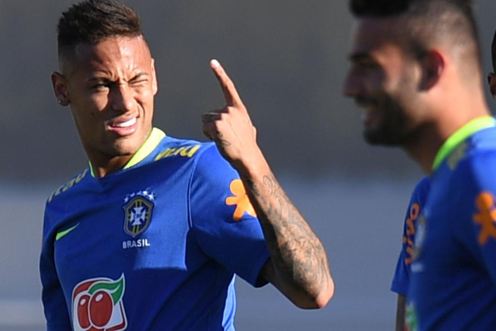 O atacante Neymar foi oficializado por Rogério Micale como dono da braçadeira de capitão da seleção brasileira na Rio-2016. | Evaristo Sá/AFP