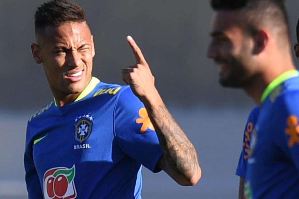 O atacante Neymar foi oficializado por Rogério Micale como dono da braçadeira de capitão da seleção brasileira na Rio-2016. | Evaristo Sá/AFP