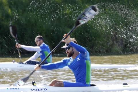 Paranaense garante vaga para a Rio-2016 na última hora com punição à Bielo-Rússia Cascavelense Roberto Maelher vai para a Rio-2016 na prova de K4 | Jonathan campos/Gazeta do Povo