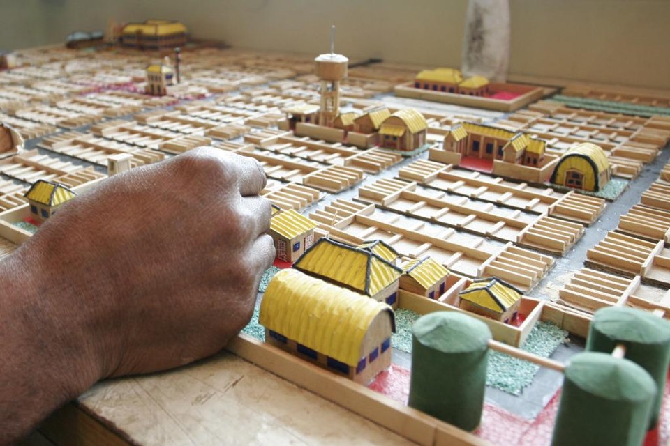 Dado que os fatores gênero, idade, raça, etnicidade e renda distribuem desigualmente os ônus e benefícios da urbanização, então essas diferenças devem ser o ponto de partida para a formulação de novos objetivos para as cidades mundo afora. | Ivan Amorim/Arquivo/Gazeta do Povo