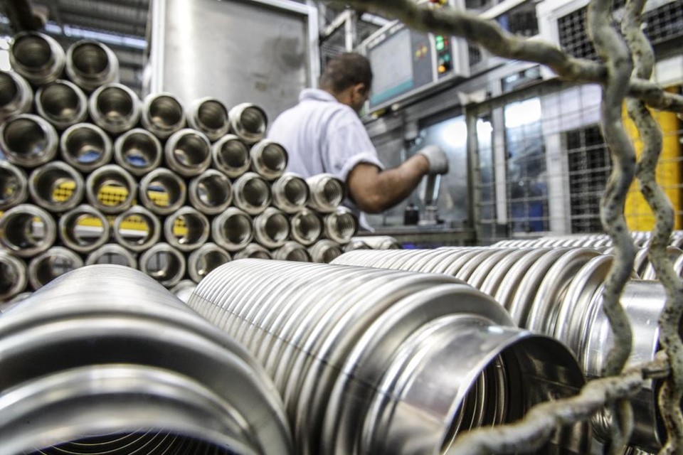 Economistas melhoram projeção para o PIB neste ano e em 2017 | Daniel Castellano/Gazeta do Povo