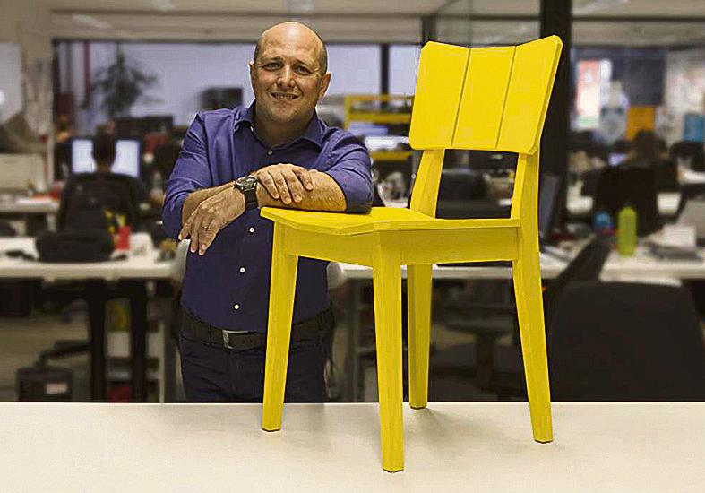 Egimar Cardoso, CEO da Oppa: “o cliente quer tocar a peça, entender a escolha da cor, o acabamento” | Raphael Borges/Divulgação