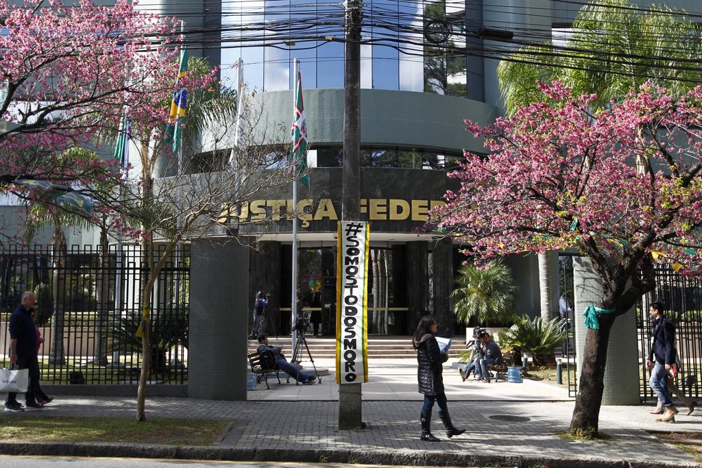Fachada da sede da Justiça Federal em Curitiba. | Antônio More/Gazeta do Povo