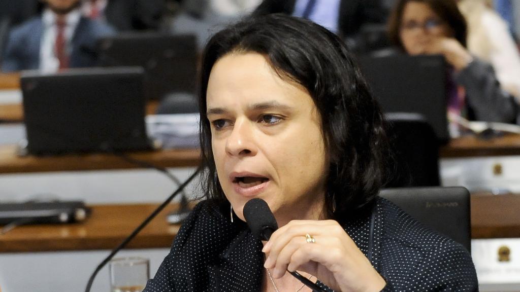 Advogada Janaína Paschoal considerou inócua carta de Dilma Rousseff. | Waldemir Barreto/Agência Senado