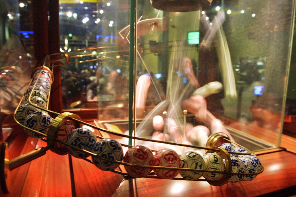 Defensores da legalização dizem que arrecadação será até R$ 25 bilhões por ano. | Jonathan Campos/Gazeta do Povo