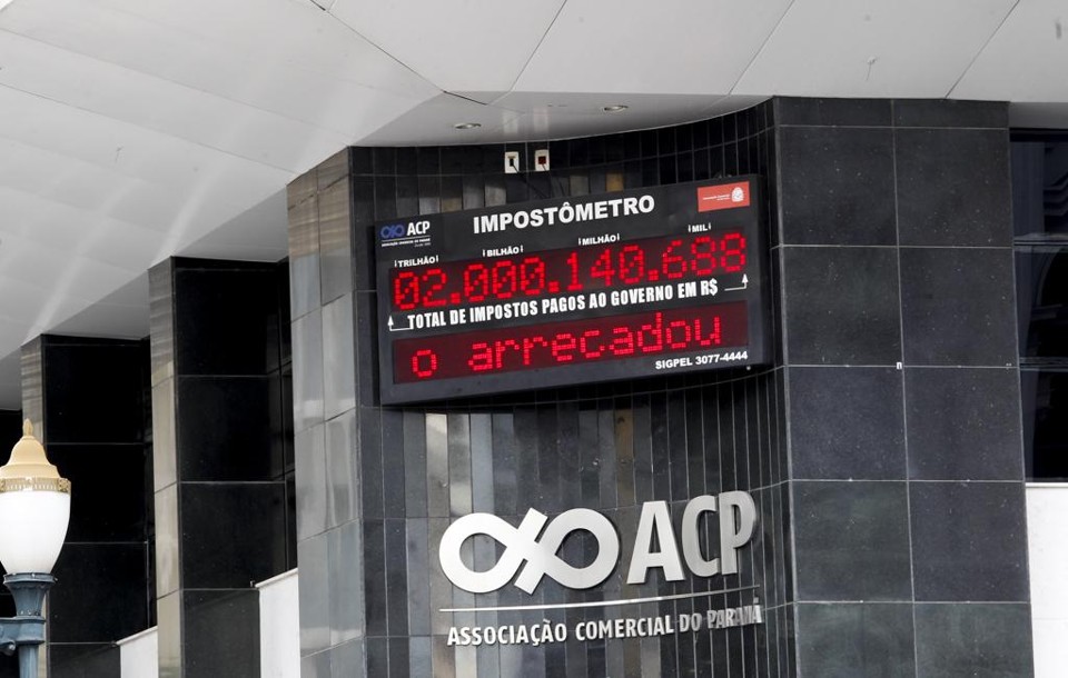 Impostômetro da Associação Comercial do Paraná (ACP) | Daniel Castellano/Gazeta do Povo/Arquivo