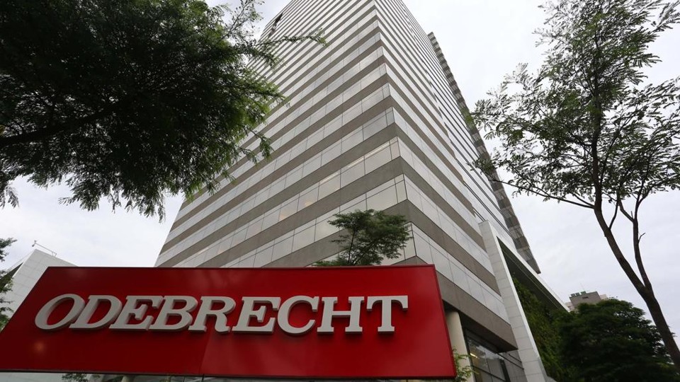 Comprometida na Lava Jato, Odebrecht lança ‘cartilha’ anticorrupção para funcionários | Marcos Bezerra/Futura Press/Folhapress