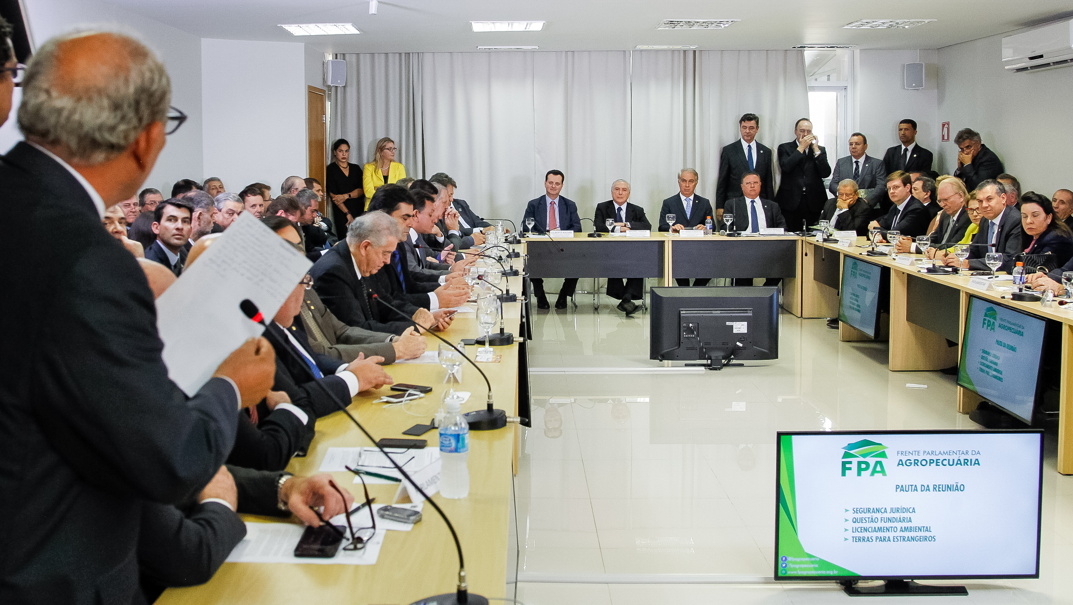 Os ruralistas solicitaram ao presidente em exercício mudanças nos procedimentos de identificação e demarcação de terras, principalmente nas indígenas, quilombolas e nos assentamentos. | Beto Barata/Presidência da República