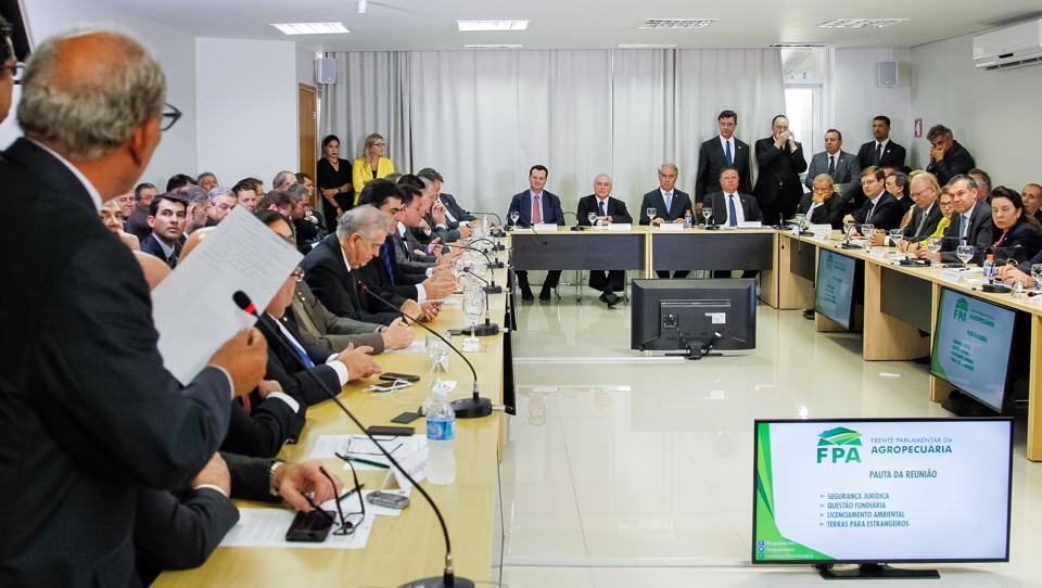 Os ruralistas solicitaram ao presidente em exercício mudanças nos procedimentos de identificação e demarcação de terras, principalmente nas indígenas, quilombolas e nos assentamentos. | Beto Barata/Presidência da República