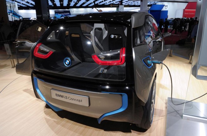 BME i3 elétrico: empresa planeja lançar carro autônomo até 2021. | Eric Piermont/AFP