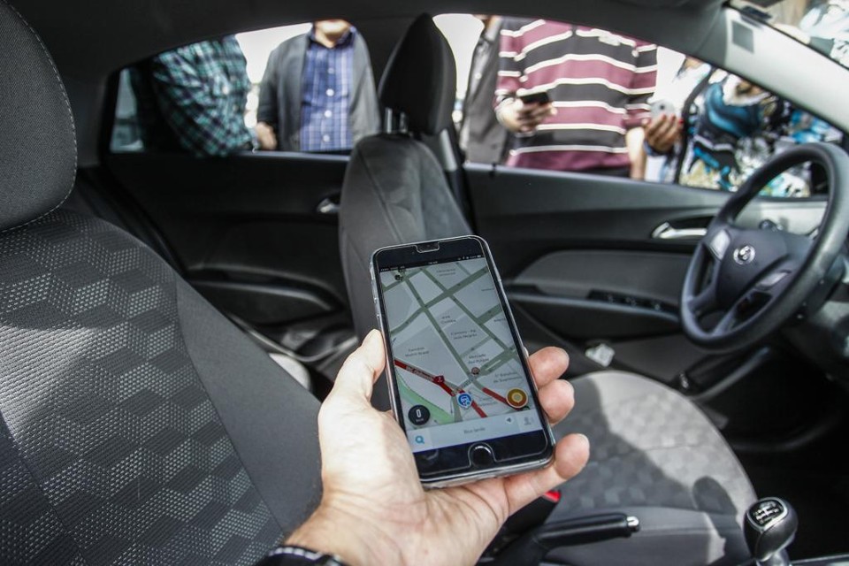Uber é 3.º aplicativo autorizado em SP; usuário pagará tarifa extra | Daniel Castellano/Gazeta do Povo