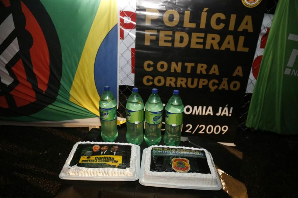 Bolos em homenagem à força-tarefa da Lava Jato. | Pedro Serapio/Gazeta do Povo