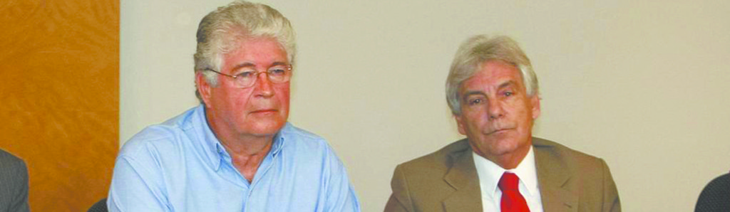 Requião (à esq.) e Heron Arzua participam de evento em 2008