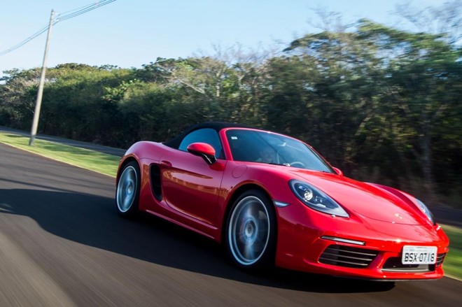 Porsche Boxster S 718. |