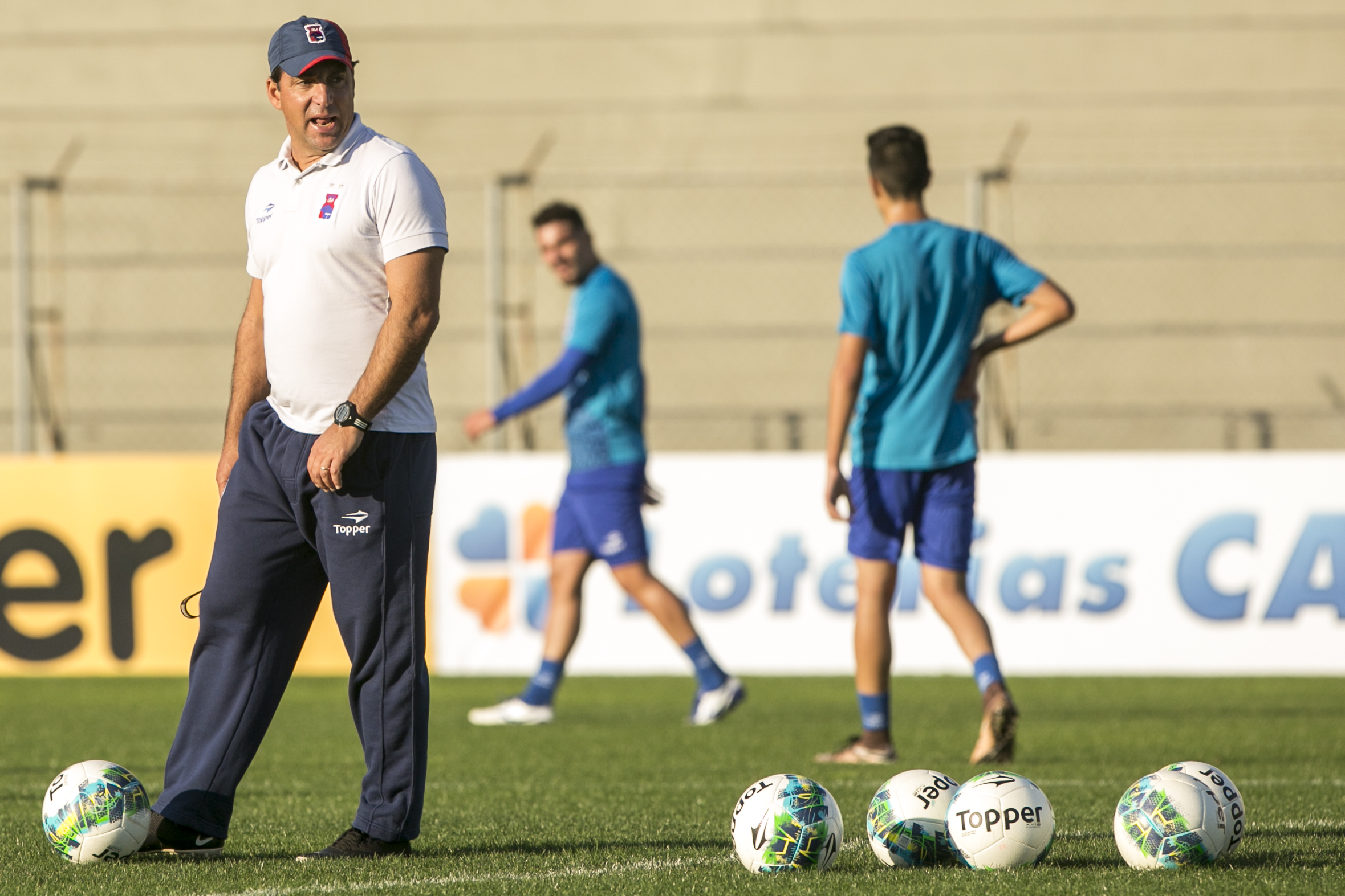 Técnico Marcelo Martelotte espera um jogo difícil contra o Ceará. | Marcelo Andrade/Gazeta do Povo