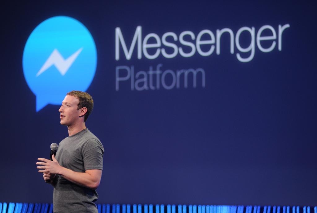 Em abril, o Facebook informou que o Messenger tinha mais de 900 milhões de usuários | Josh Edelson/AFP