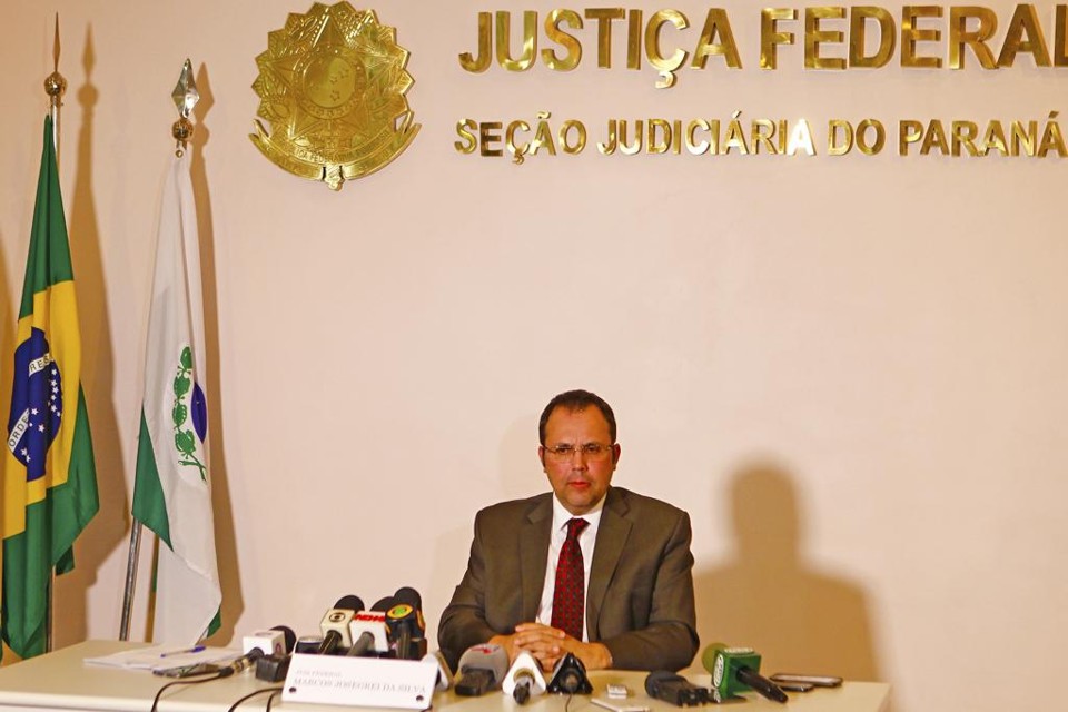 O juiz da 14ª Vara Federal de Curitiba, Marcos Josegrei da Silva, na entrevista coletiva nesta quinta-feira (20). | Antônio More/Gazeta do Povo