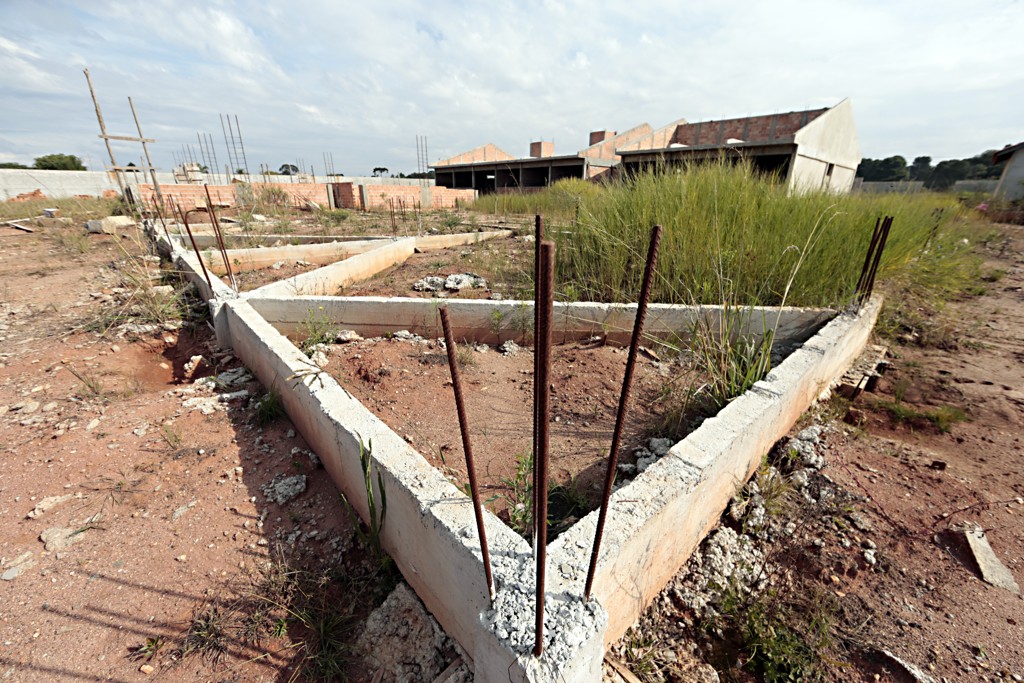 Obra de escola em Campina Grande do Sul, investigada na Operação Quadro Negro.